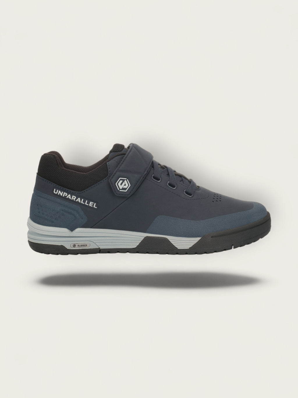Dust Up Women's