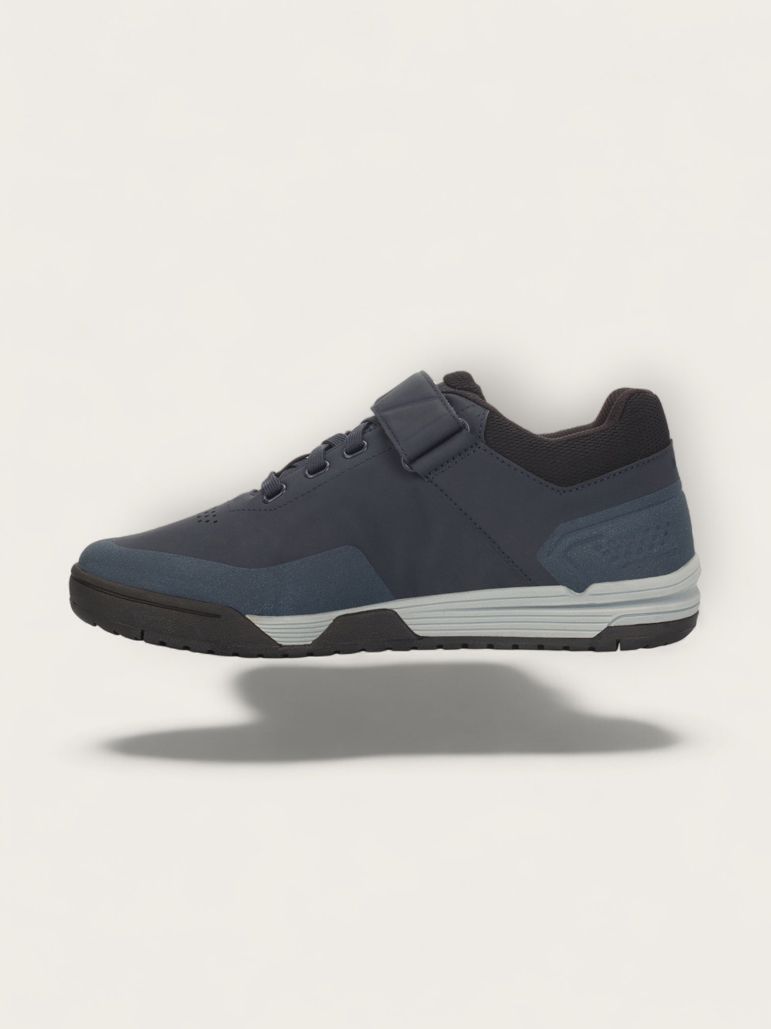 Dust Up Women's