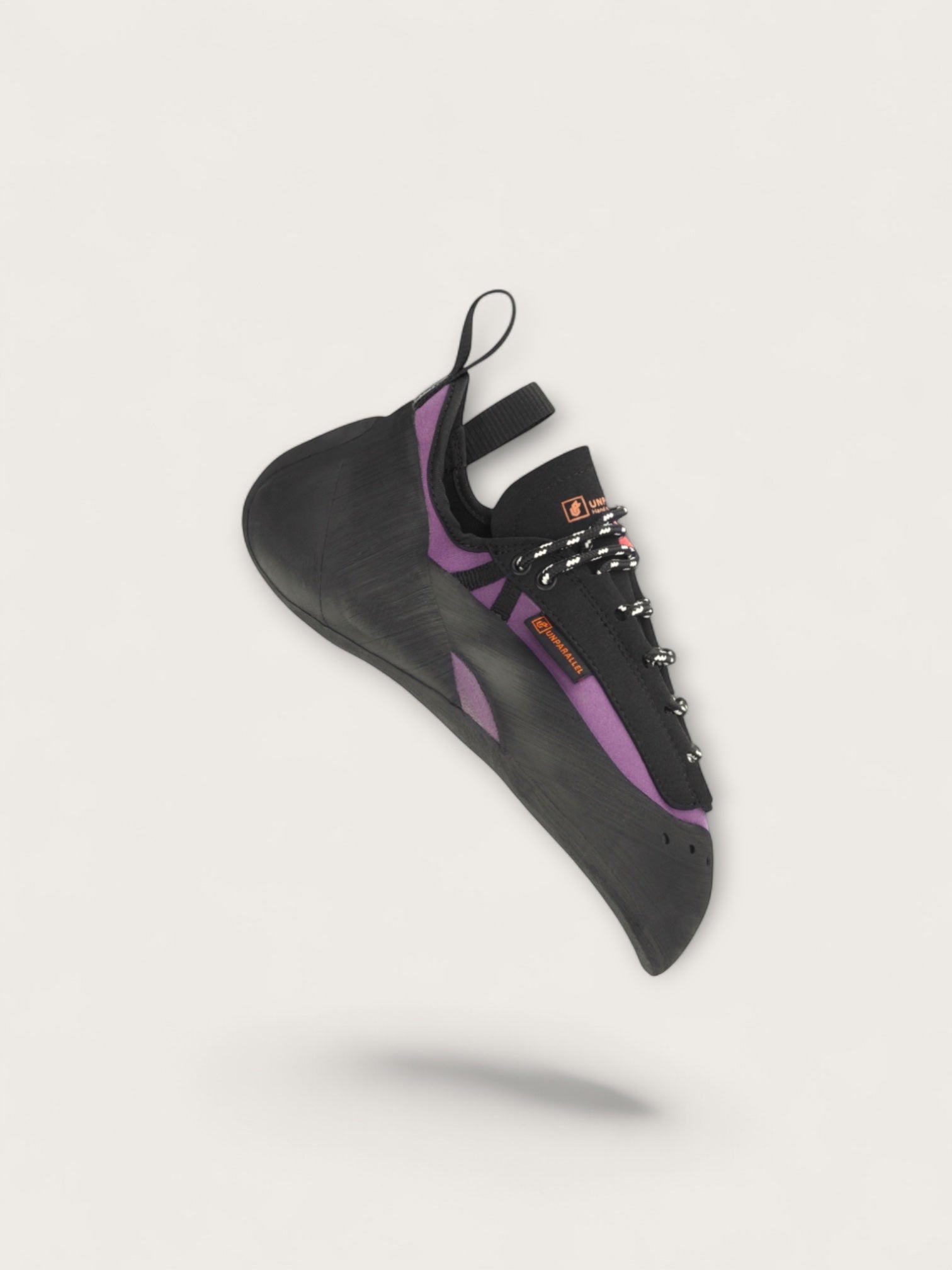 Newtro Lace