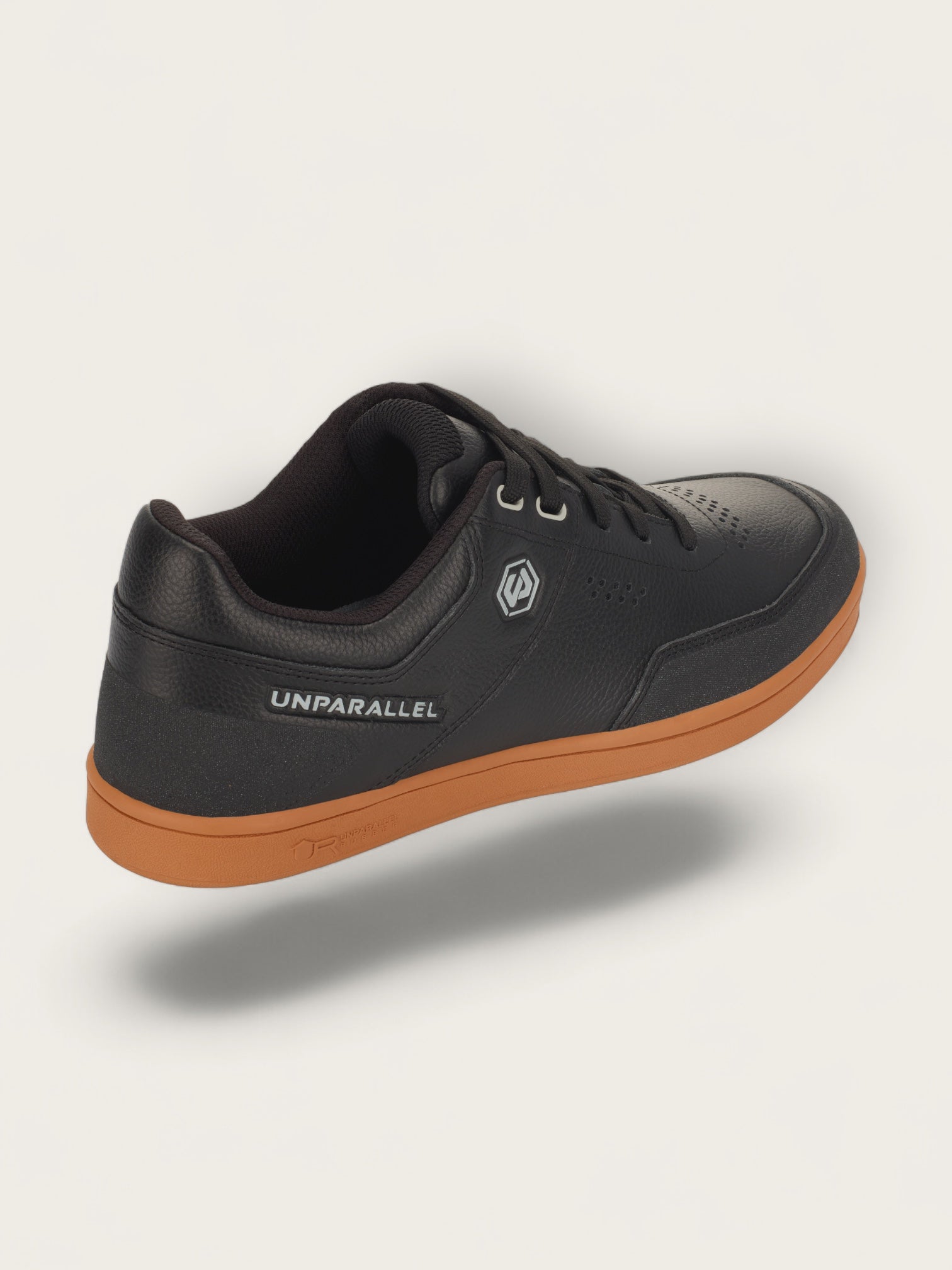 Roost Shoes – Climb UnParallel