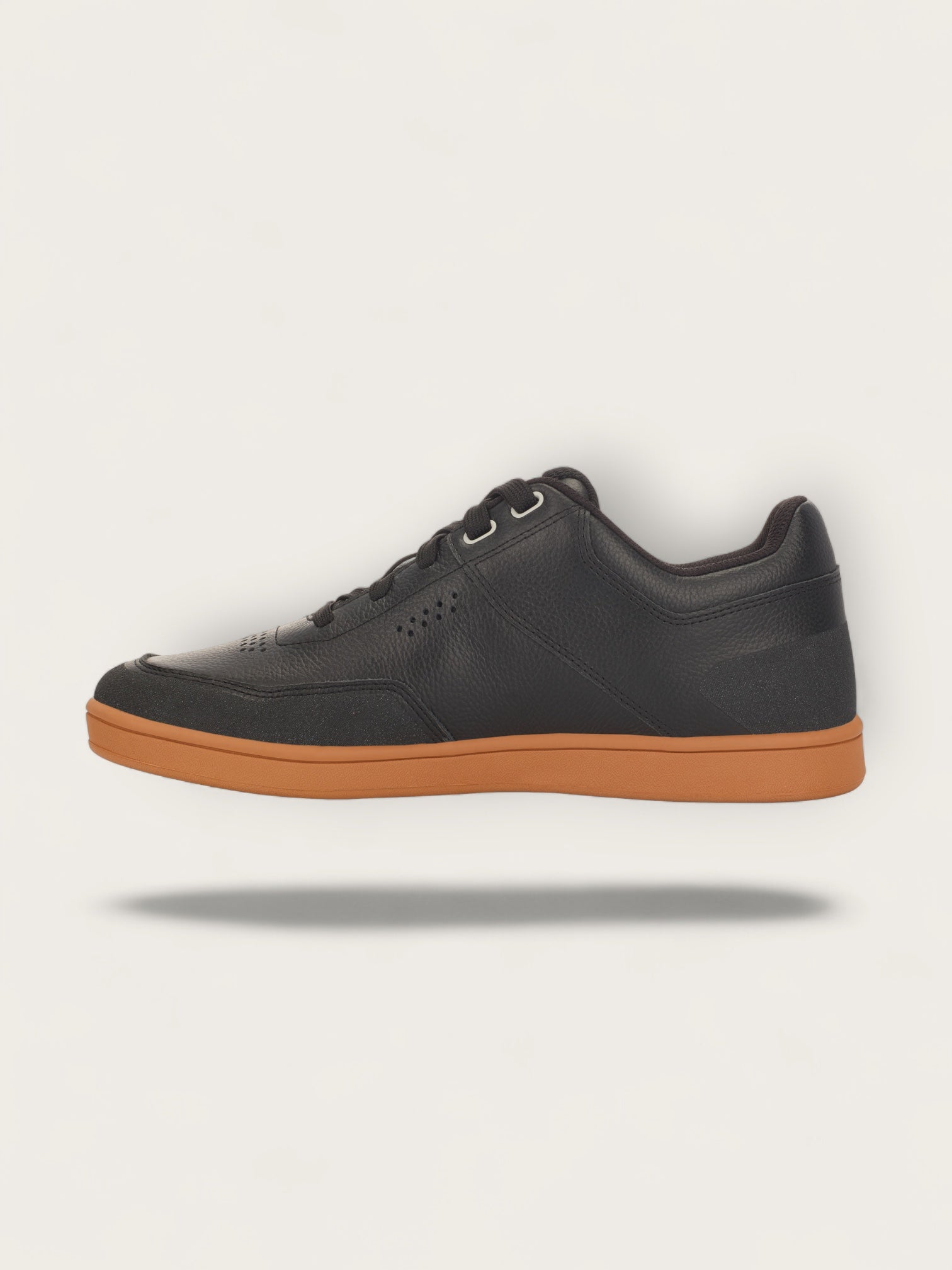 Roost Shoes – Climb UnParallel